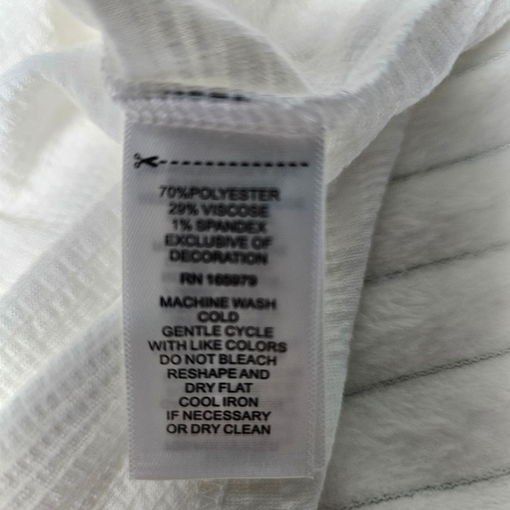 NWT Cable & Gauge White Textured Embroidered V Neck Short Sleeve Tunic Top M - Picture 8 of 10